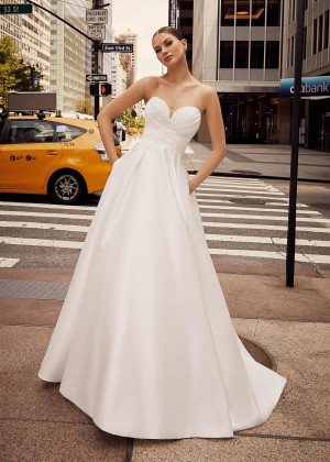 Strapless Ivory Pleated Satin Beaded Wedding Dress With Pockets